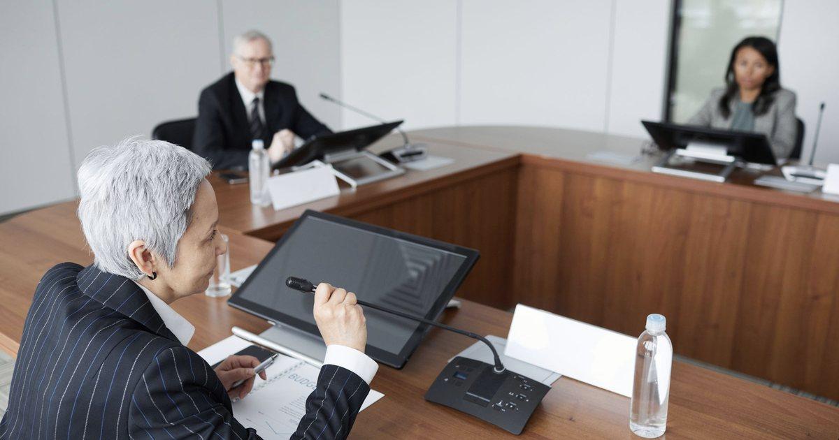 KI-gestützte Enterprise-Plattformen, die Commerce, ERP und CRM synchron halten
