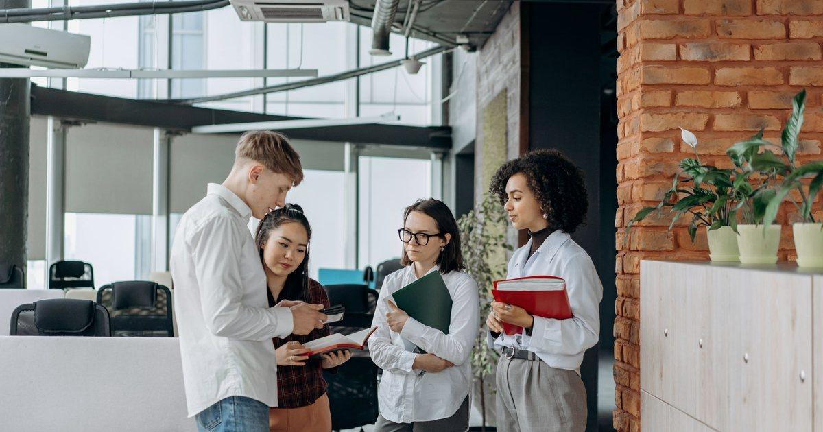 CRM-Workflow-Automatisierung mit KI-Lead-Scoring, vom ersten Lead bis zur bezahlten Rechnung