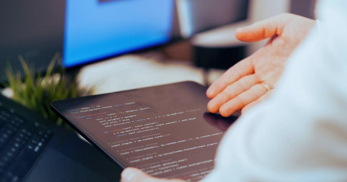 Enterprise AI agent platform: run AI agents with approvals, audit logs and cost limits